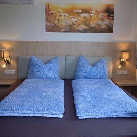 Rana'S B&B - Bed&Breakfast Rust Ngoại thất bức ảnh